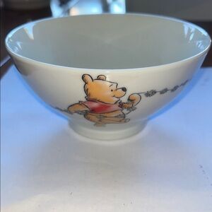 DISNEY WINNIE THE POOH & Friends Daisy Chain Soup Cereal Bowl 5.5” Ceramic